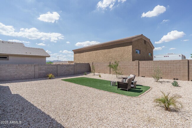 Building Photo - 17072 W Alice Ave
