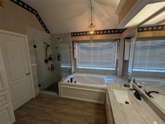Building Photo - 9222 Symphonic Ln