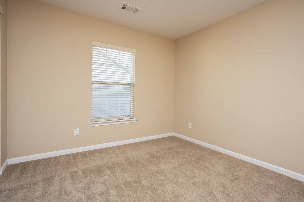 Building Photo - 176 Parkmont Way