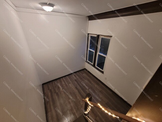 Building Photo - 1411 Bliss St