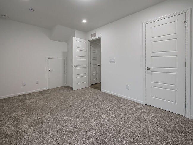 Building Photo - AVAILABLE NOW! Brand New Construction in P...