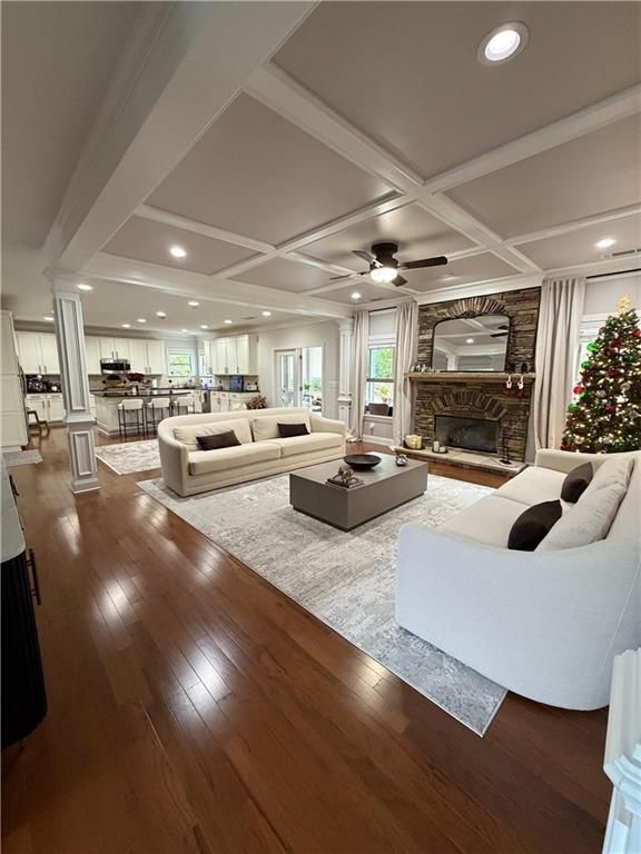 Building Photo - 1341 Chaplains View