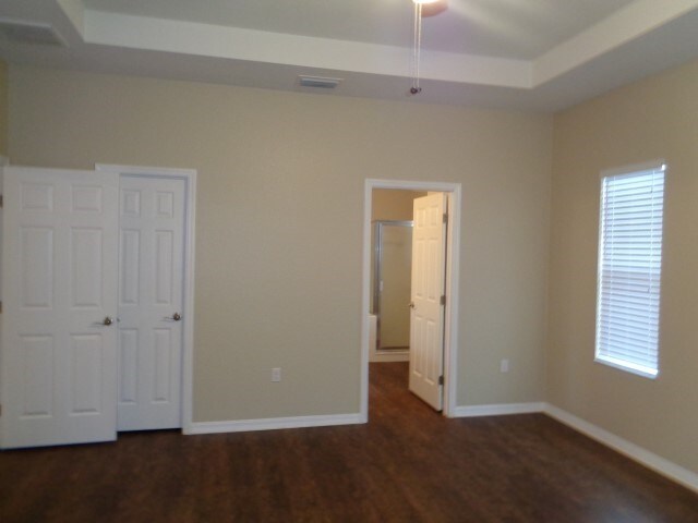 Building Photo - 5745 Woodruff Way