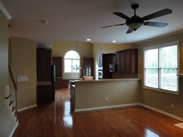 Building Photo - 2300 Barton Oaks Drive