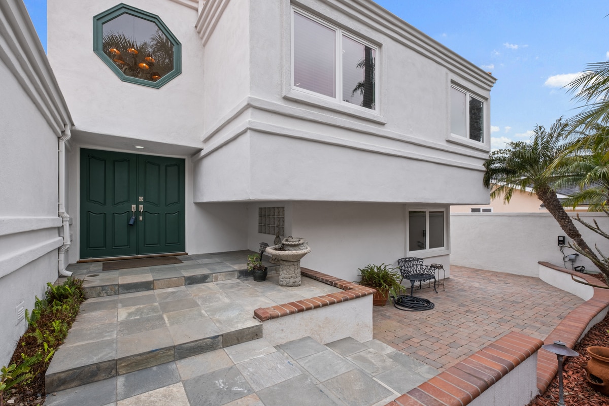 Building Photo - 4013 Via Manzana