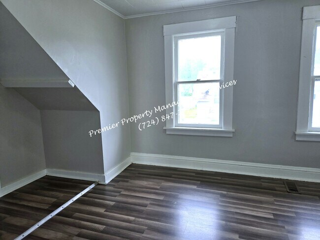 Building Photo - 201 Mills Way