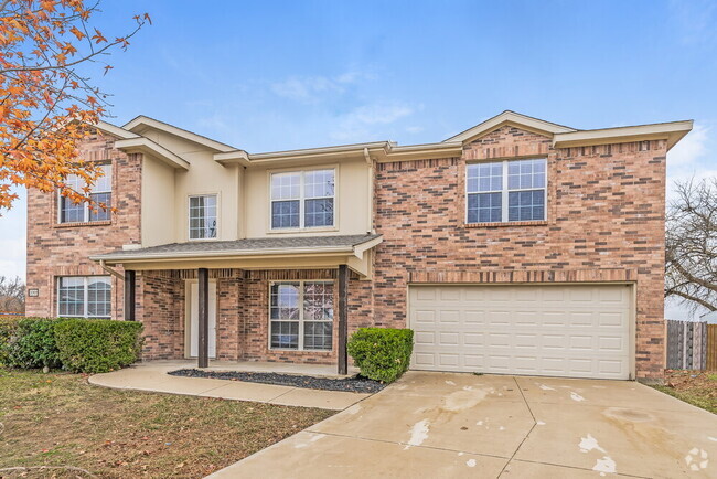 Building Photo - 3301 Doris Dr