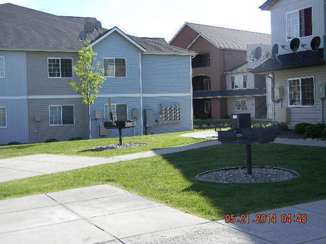 Building Photo - PROMENADE CONDOS