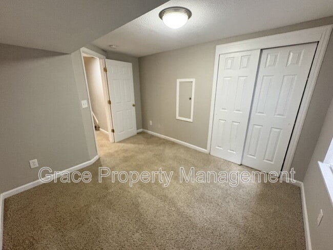 Building Photo - 12247 Crabapple St