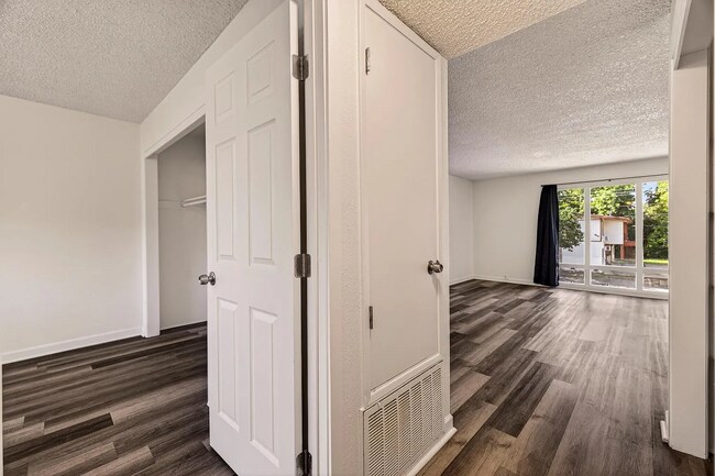 Building Photo - 615 Rancheria Dr