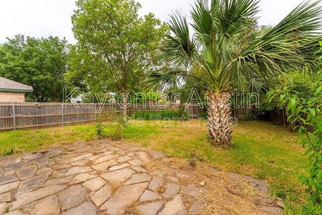 Building Photo - 4337 Bremner Dr