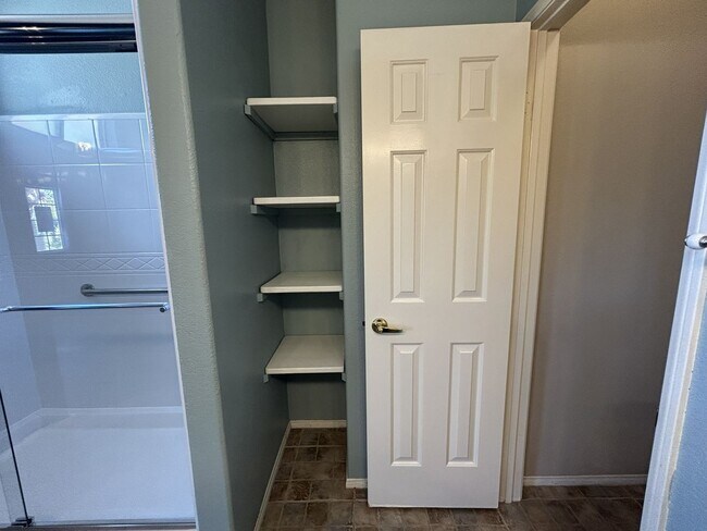 Building Photo - Beautiful 3bed/2bth in San Marcos!