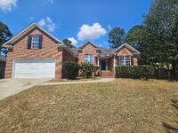 Building Photo - 507 Holly Ridge Ln