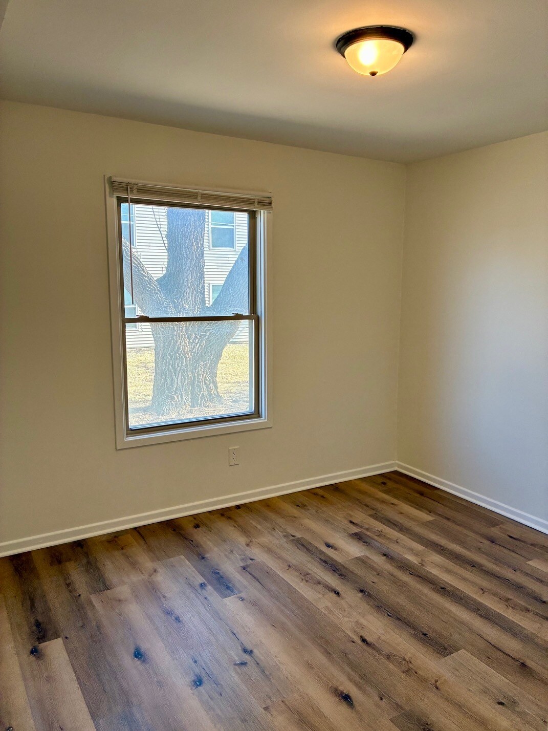 Building Photo - 3408 SW Burnett Rd