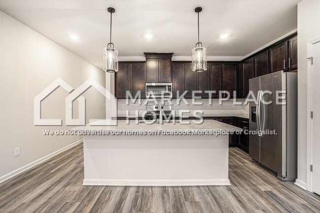 Building Photo - 2117 Avalon Rdg