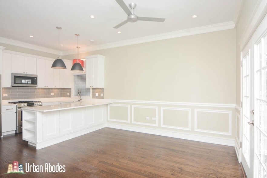 Building Photo - 3455 N Hoyne Ave