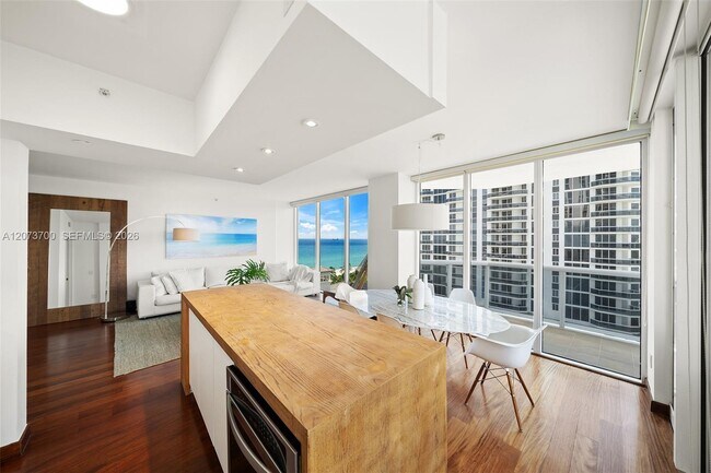 Building Photo - 4779 Collins Ave