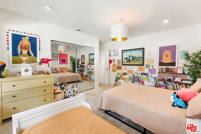 Building Photo - 2316 Laurelmont Pl