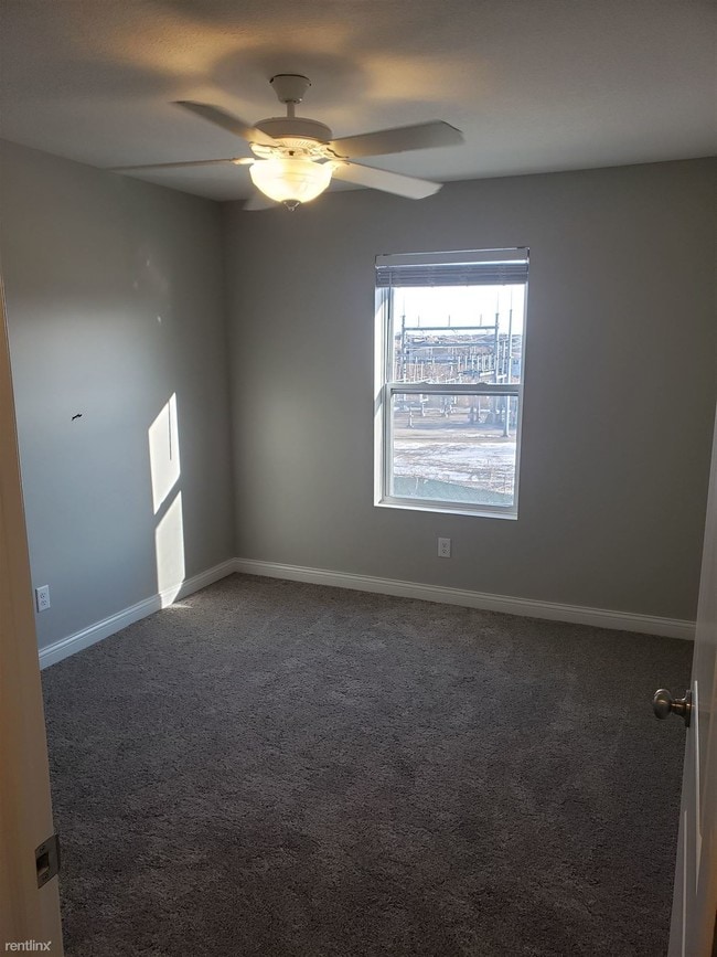 Building Photo - 5113 Devils Glen Rd