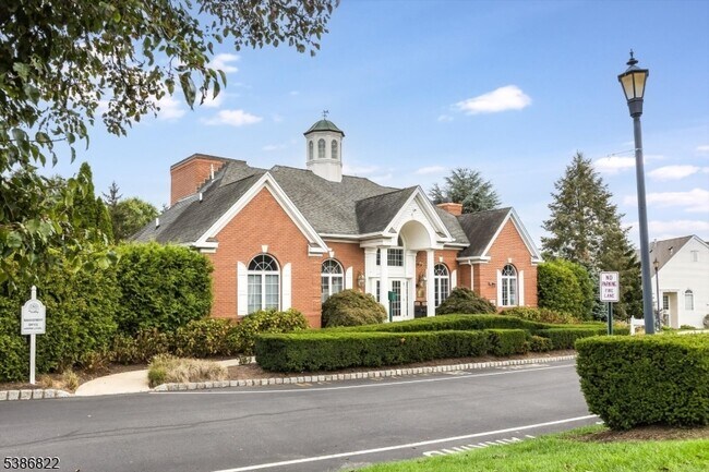 Building Photo - 103 Cambridge Dr