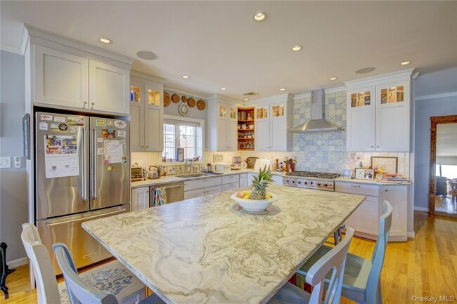 Building Photo - 1051 Oceanfront