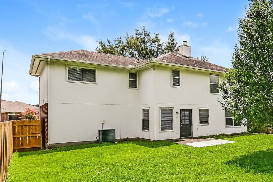 Building Photo - 4606 Serenity Trail