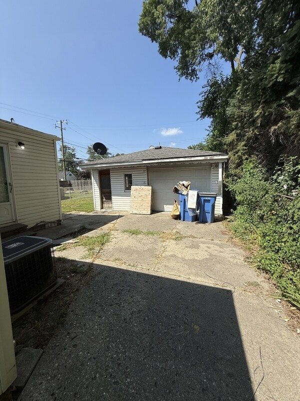 Building Photo - 4712 Weddel St