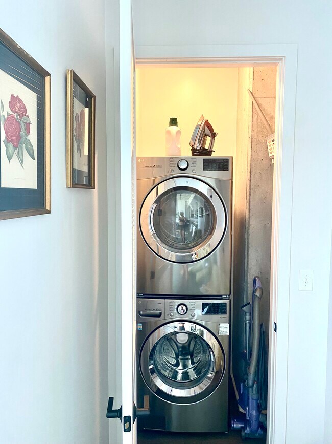 Washer/Dryer in-unit at the end of the hallway - 1501 E 4th St