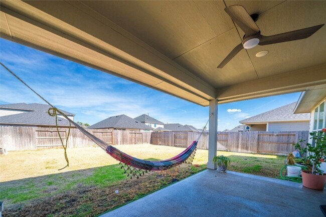 Building Photo - 21802 Blue Daisy Ct