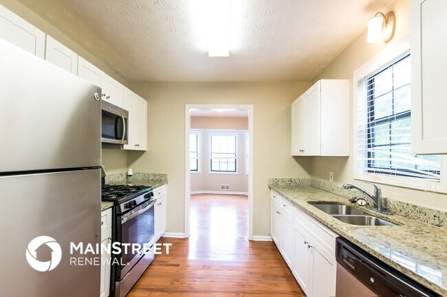 Building Photo - 2680 Robin Way Ct SW