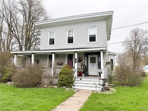 Building Photo - 504 Brown St