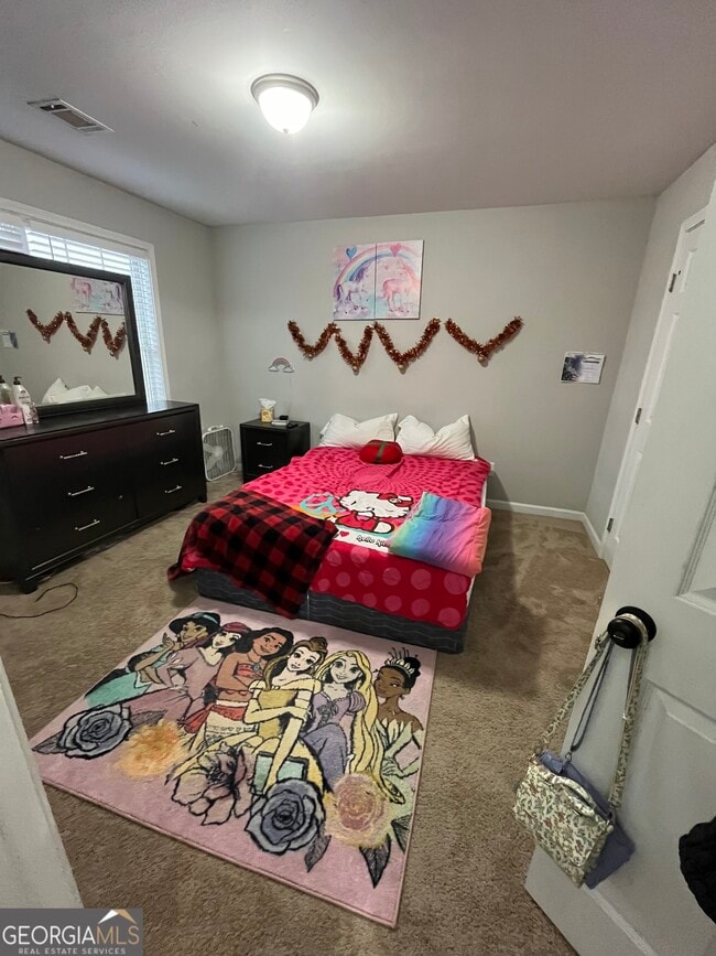 Building Photo - 500 Tulip Ln