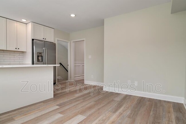 Building Photo - 607 Ponca St