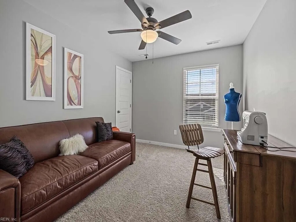 LVL 2 Bedroom 2 - 187 Peck Ln