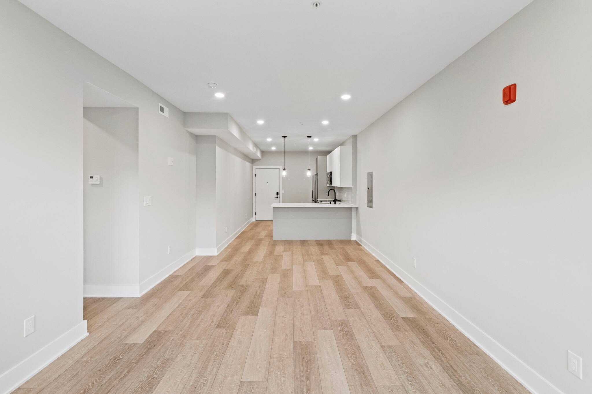 Building Photo - 2625 W Jefferson St