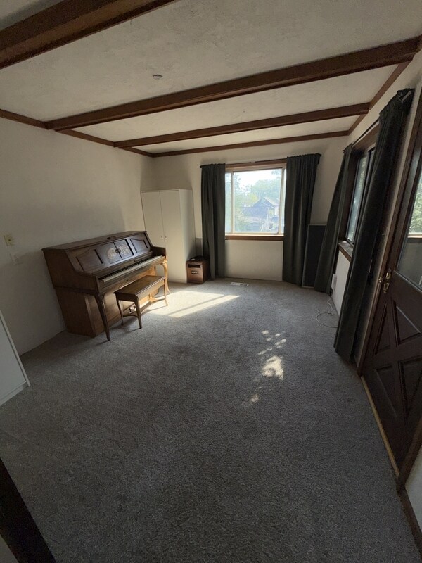 Building Photo - 307 White Ave