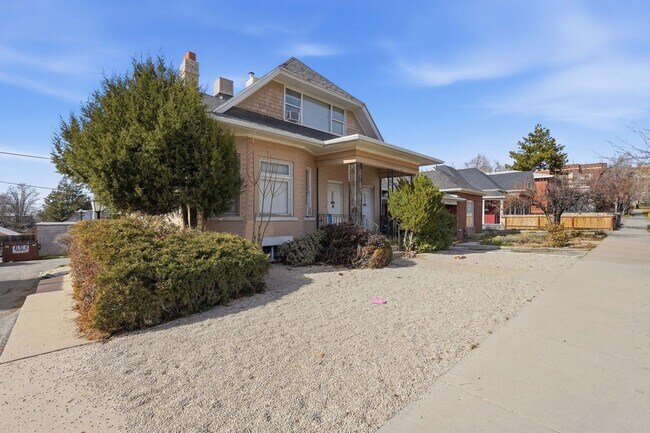 Building Photo - University of Utah Student Housing