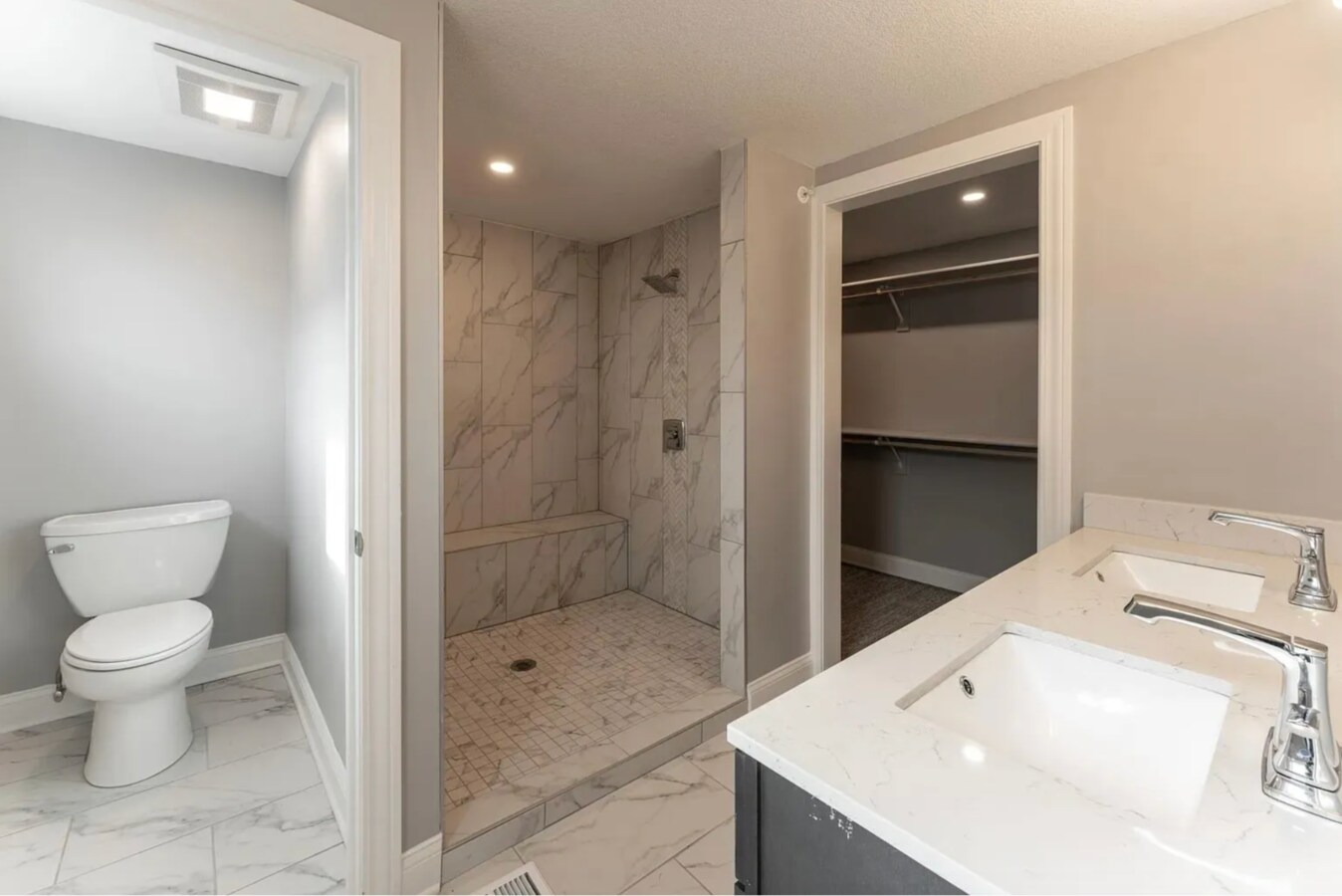 Building Photo - 4464 Broadway Blvd