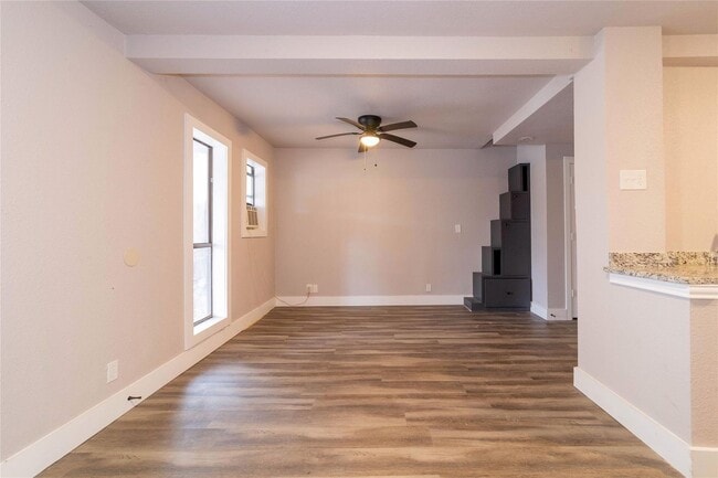 Building Photo - RARE RENTAL OPPORTUNITY ACROSS FROM LAKE WORTH