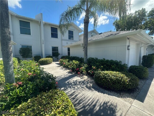 Building Photo - 1320 Charleston Square Dr