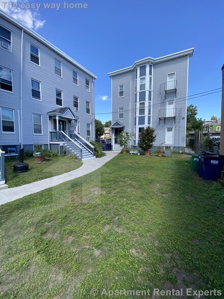 Building Photo - 57 Bishop Allen Dr