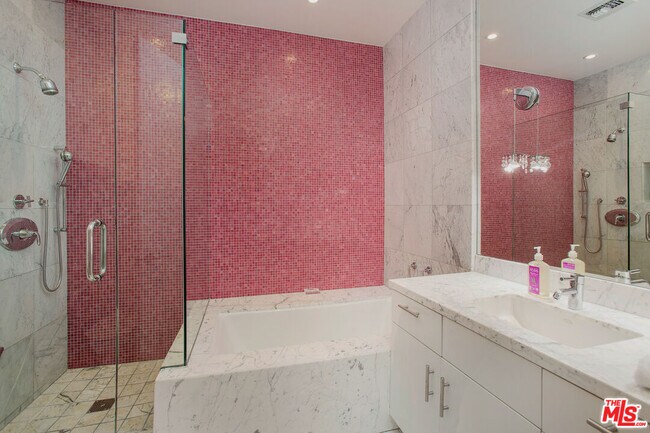 Building Photo - 27454 Winding Way