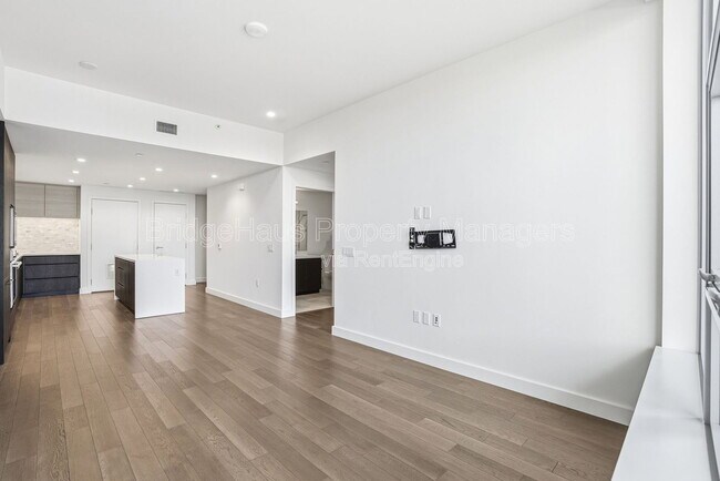 Building Photo - 1388 Kettner Blvd