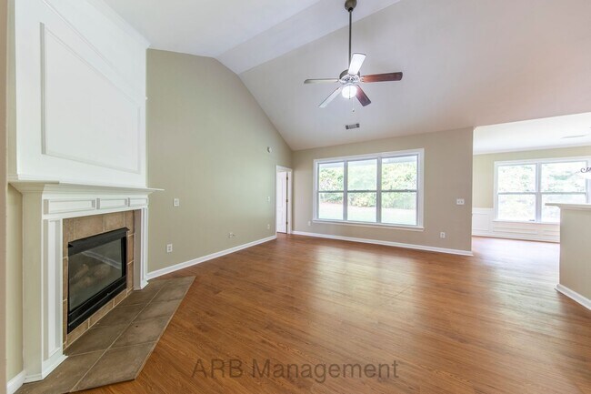 Building Photo - Charming 3-Bedroom Ranch in The Glen at St...