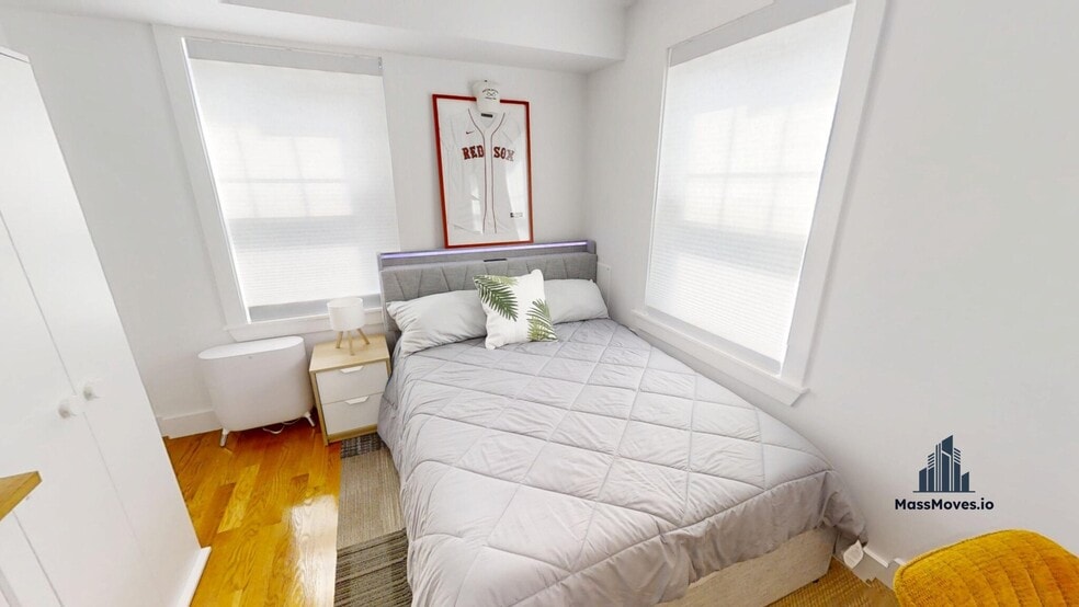 Building Photo - 36 Shepard St