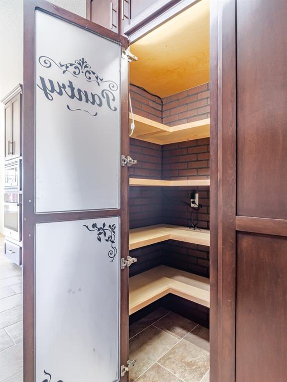 Building Photo - 2806 SE 3rd St