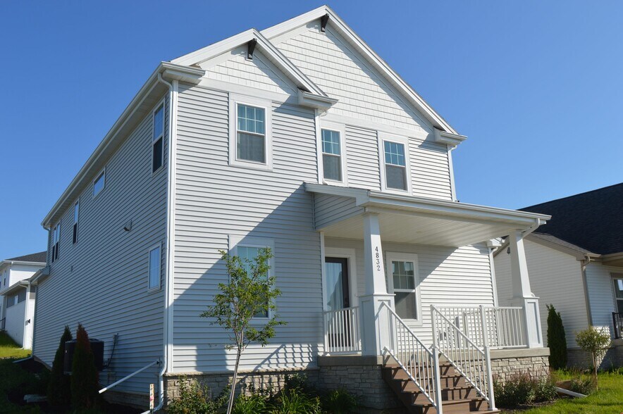 Primary Photo - 4832 Lacy Rd