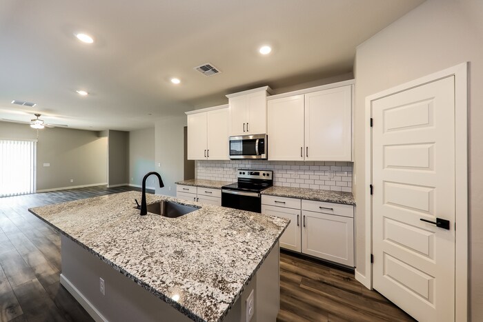 Building Photo - 11491 W Camden Dr