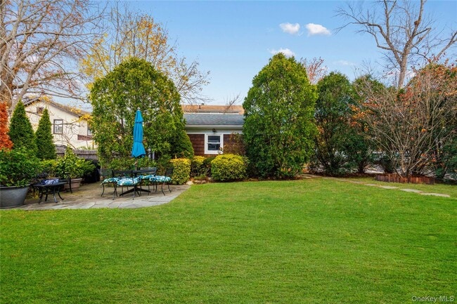 Building Photo - 2 Goldwin St