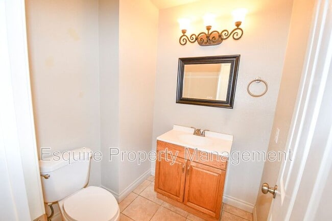 Building Photo - 1214 Oyster Pl